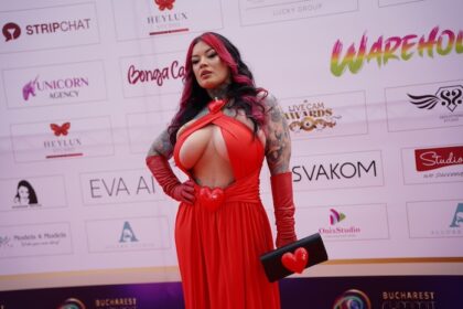 Sabien DeMonia Wins BIG atÂ Bucharest Summit Awards for 3rdÂ Year in Row