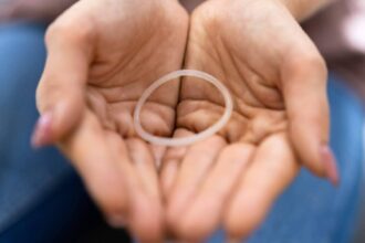 Vaginal ring for birth control: Advantages and disadvantages