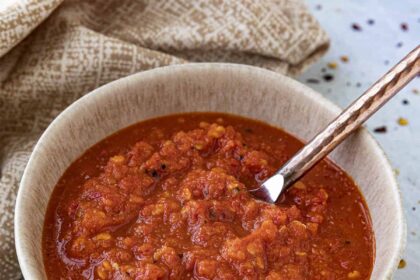 Homemade Chili-Garlic Sauce