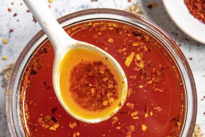 How to Make Chili Oil (Chili Oil Recipe)