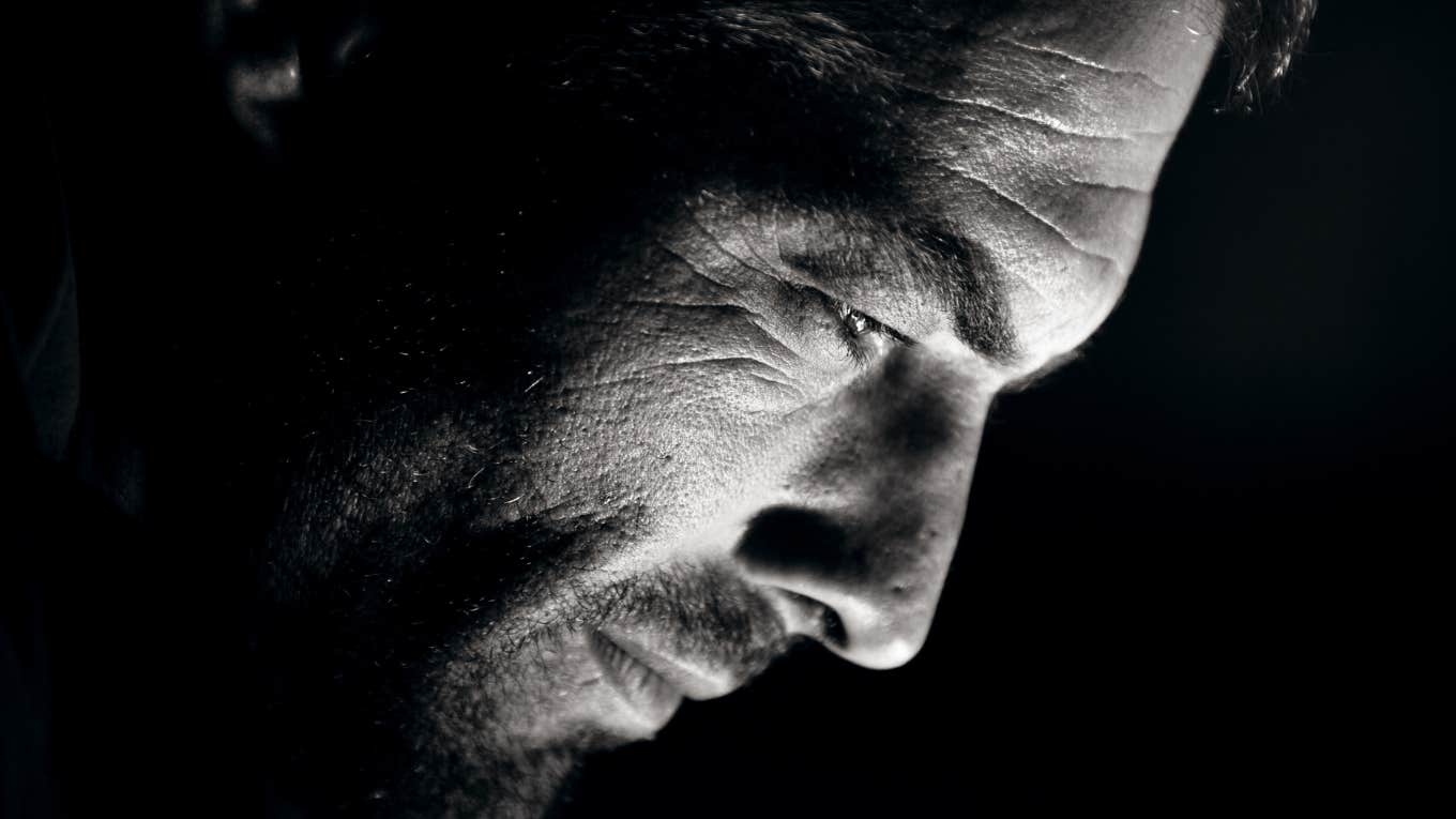 15 Signs Of A Deeply Insecure Man, According To Research