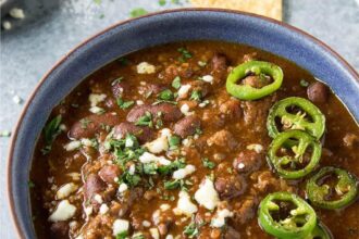 Southwest Style Slow Cooker Chili Recipe